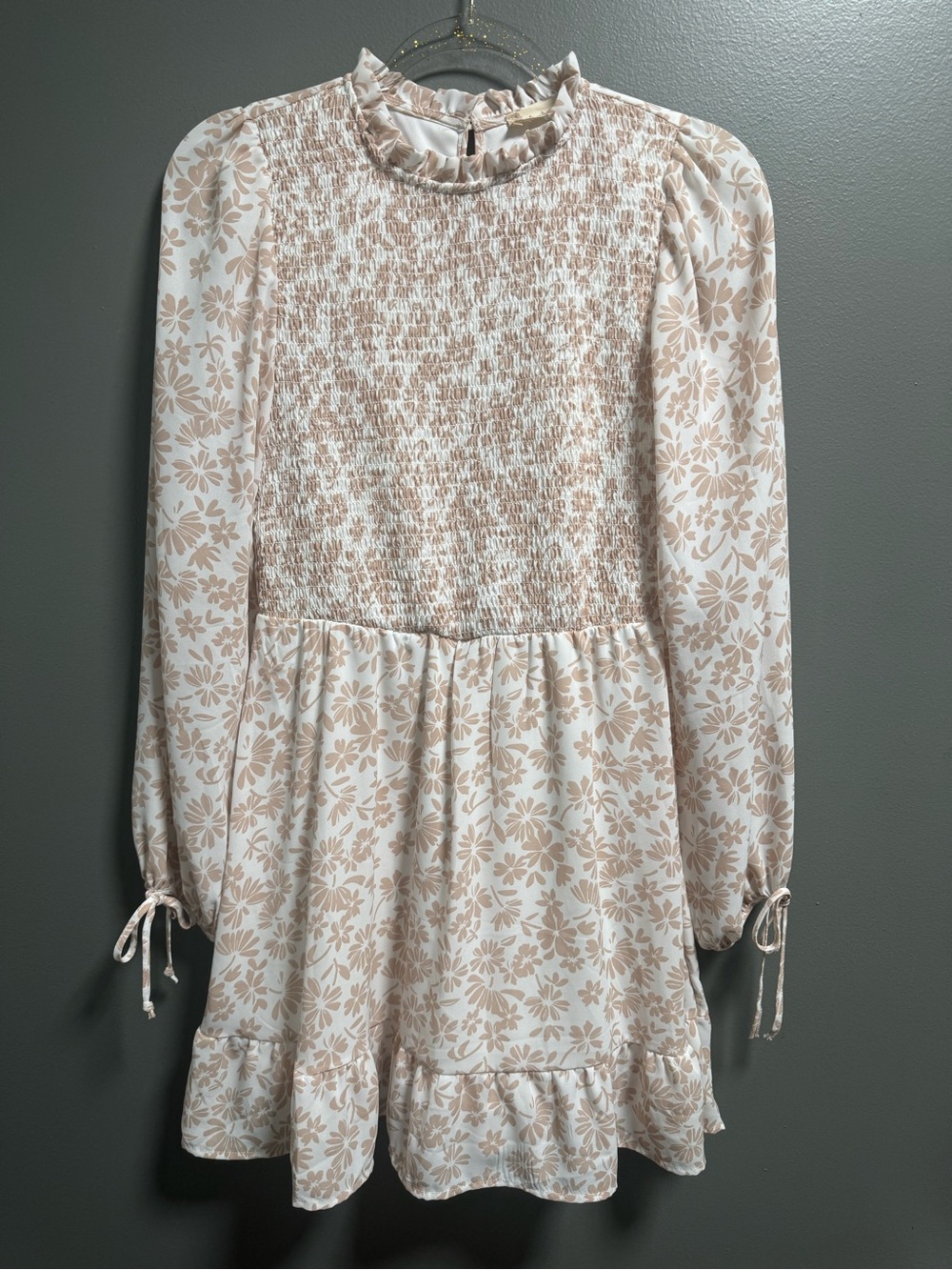 Altard State Ivory & Taupe Floral Long-Sleeve Smocked Dress S